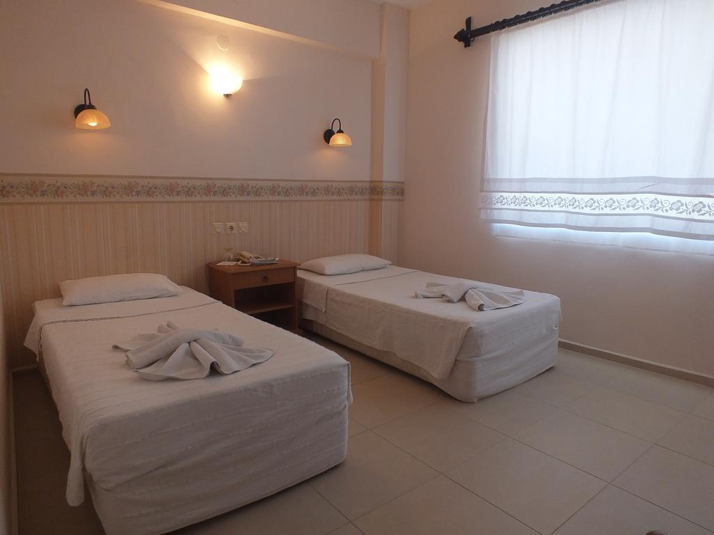 Hotel Dorukhan Kuşadası Kamer foto