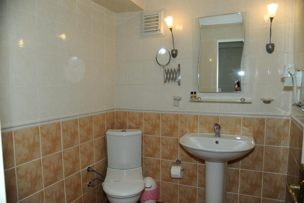 Hotel Dorukhan Kuşadası Buitenkant foto