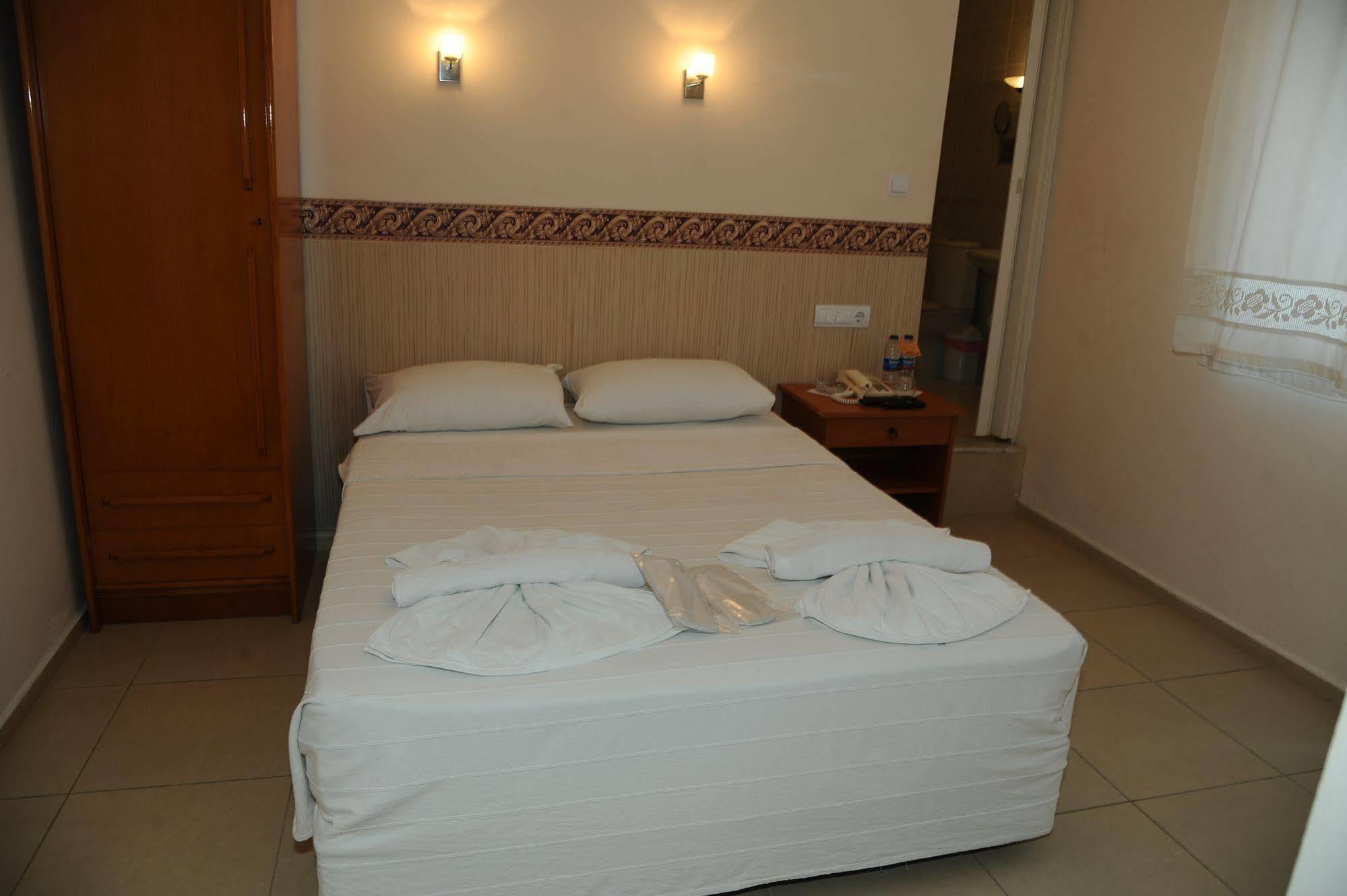 Hotel Dorukhan Kuşadası Buitenkant foto