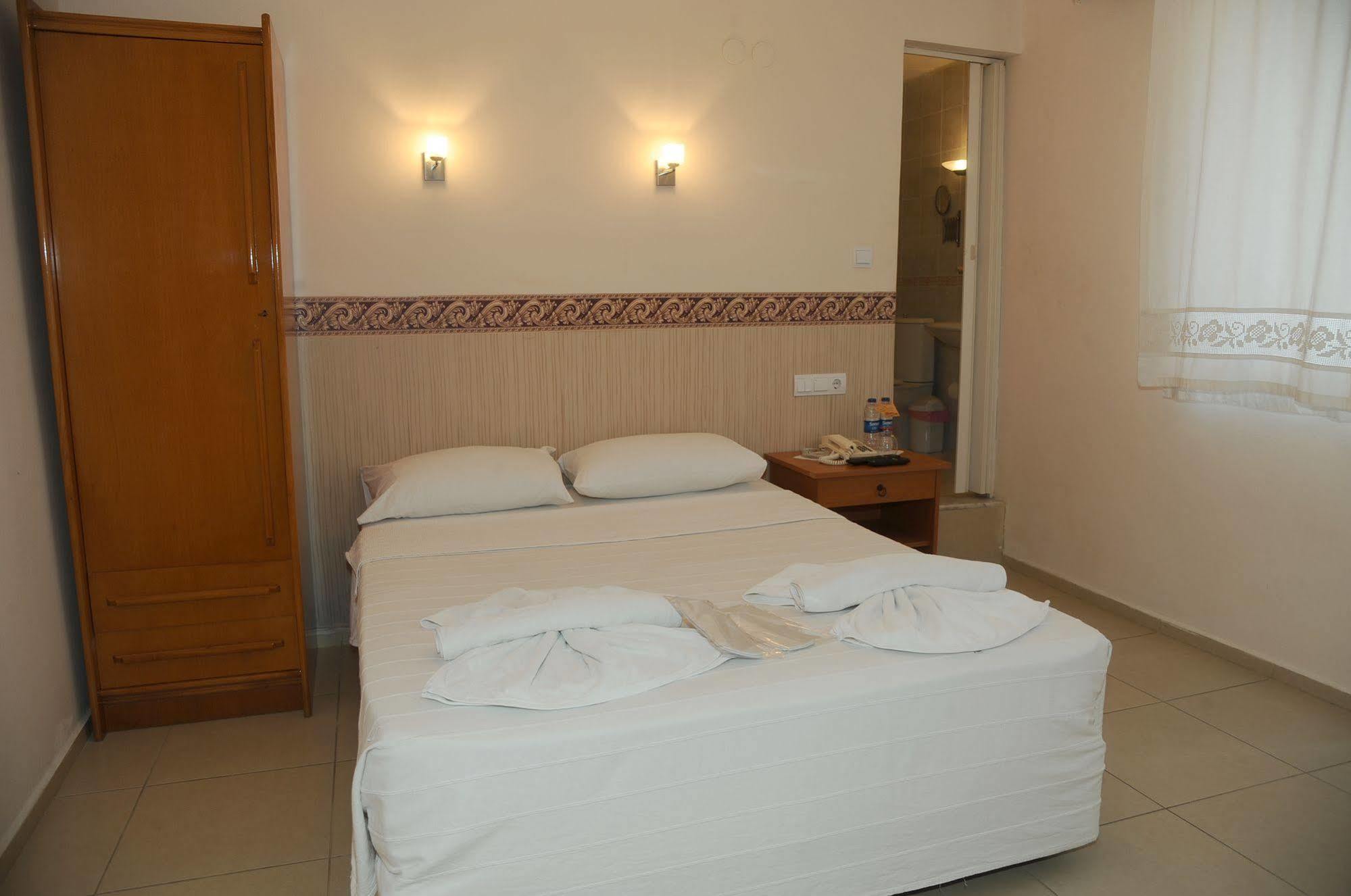 Hotel Dorukhan Kuşadası Buitenkant foto